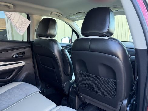 Used 2019 Buick Encore Preferred image 14