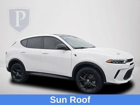Used 2023 Dodge Hornet GT Plus w/ Tech Pack Plus w/o Parking AWD/4WD image 2