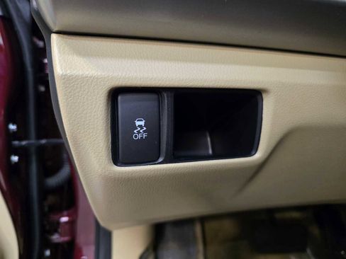 Used 2011 Honda Accord LX-P image 19