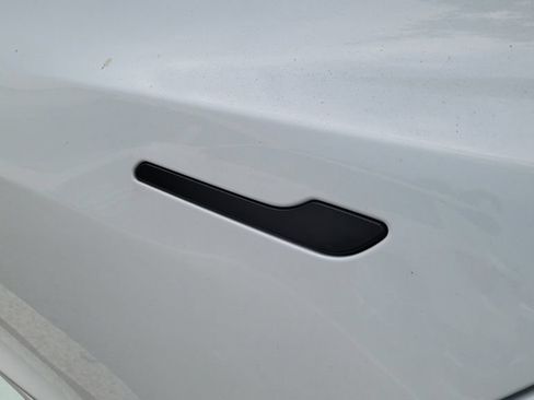 Used 2023 Tesla Model 3 Standard Range RWD image 12