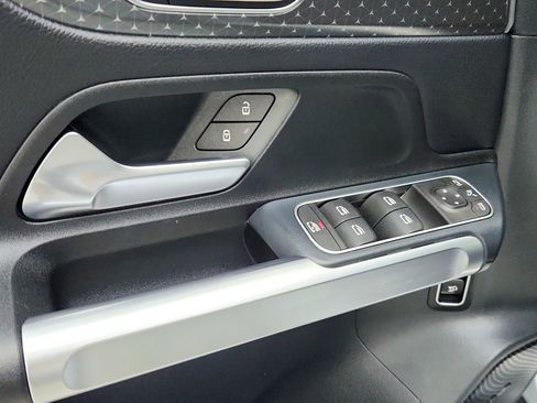 Certified 2026 Mercedes-Benz GLB 250 image 29