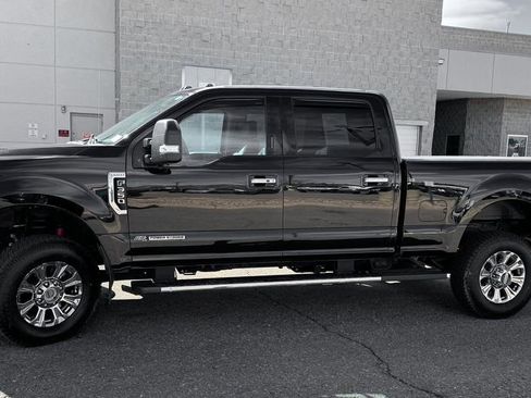 Used 2017 Ford F350 Lariat w/ Lariat Ultimate Package image 5