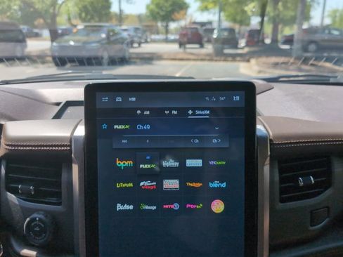 Used 2024 Ford Expedition King Ranch image 12