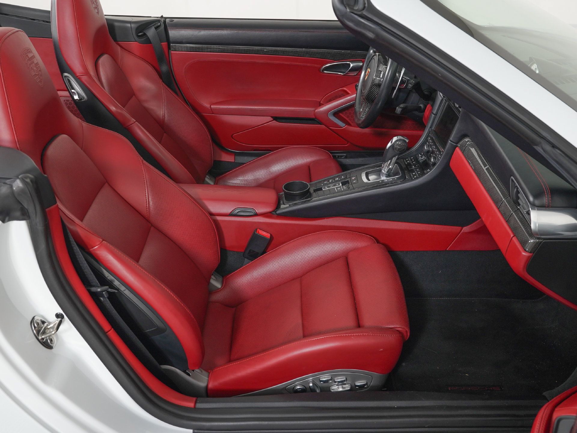 Used 2015 Porsche 911 Turbo AWD/4WD image 13
