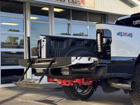 Used 2025 Ford F350 King Ranch AWD/4WD image 15