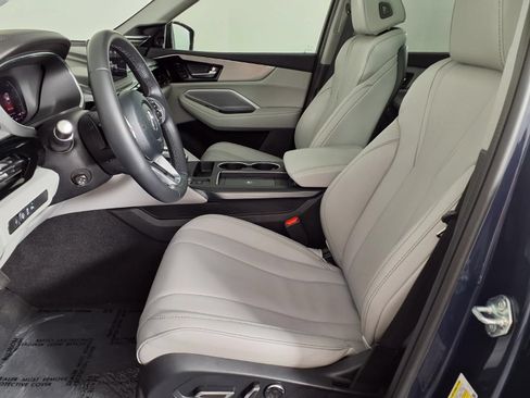 Used 2025 Acura MDX w/ Technology Package AWD/4WD image 24