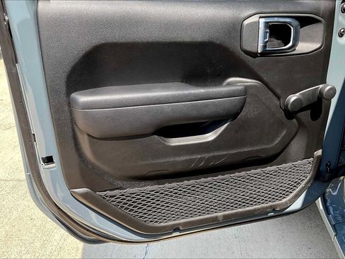 Used 2024 Jeep Wrangler Sport image 37