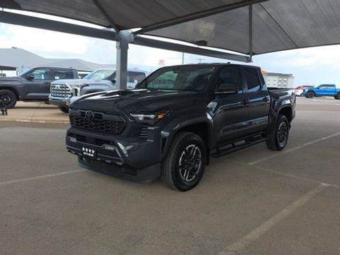Used 2024 Toyota Tacoma TRD Sport RWD image 2