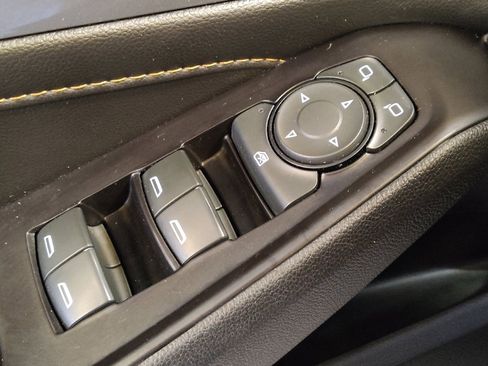 Used 2019 Chevrolet Traverse LS FWD image 27
