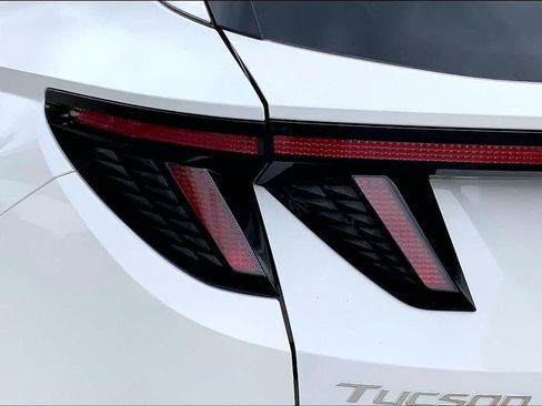 New 2026 Hyundai Tucson Limited AWD/4WD image 14
