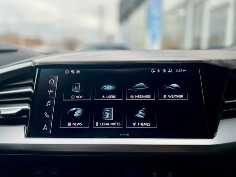 Used 2023 Audi Q4 e-tron Prestige image 25