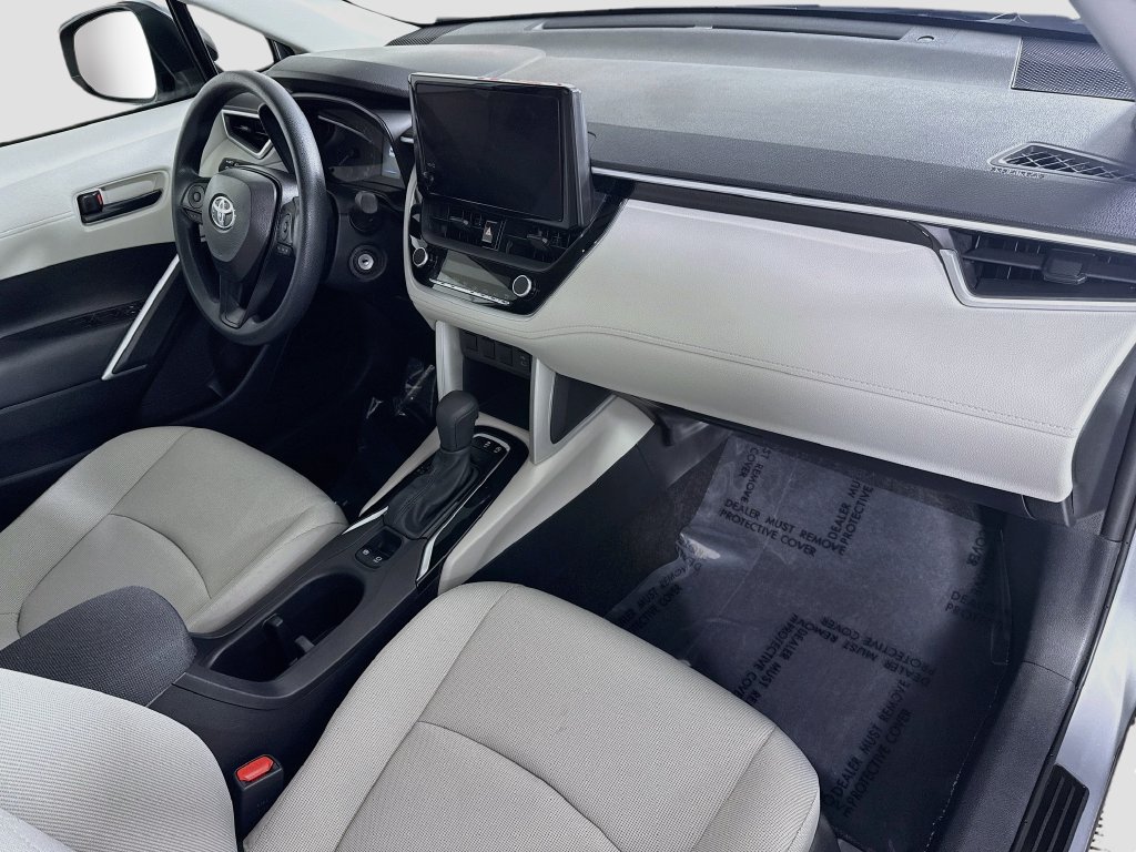 Certified 2025 Toyota Corolla Cross L FWD image 30