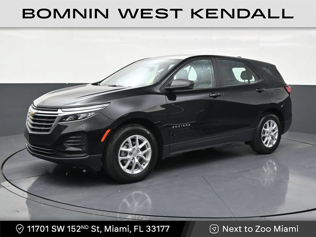 Used 2024 Chevrolet Equinox LS w/ Driver Confidence II Package FWD image 1