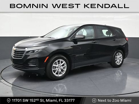 Used 2024 Chevrolet Equinox LS w/ Driver Confidence II Package FWD image 1