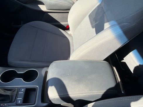 Used 2019 Kia Sorento LX w/ LX Convenience Package image 31