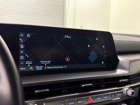 Used 2025 Kia Telluride S FWD image 19