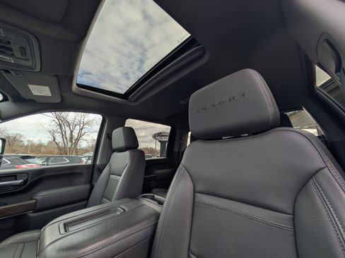 Used 2021 GMC Sierra 3500 Denali w/ Denali Ultimate Package image 7