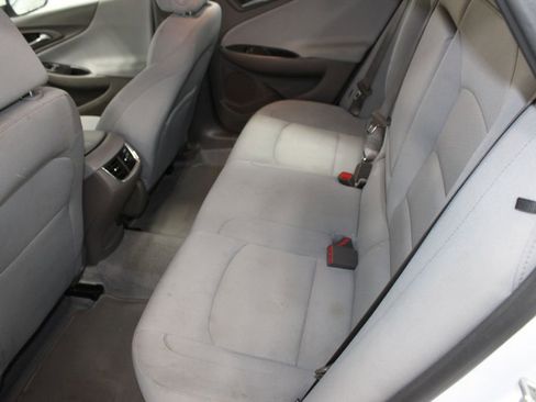 Used 2024 Chevrolet Malibu LT image 17