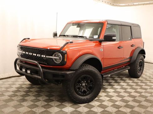 Certified 2022 Ford Bronco Wildtrak AWD/4WD image 1
