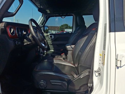 Used 2020 Jeep Gladiator Rubicon w/ LED Lighting Group AWD/4WD image 13