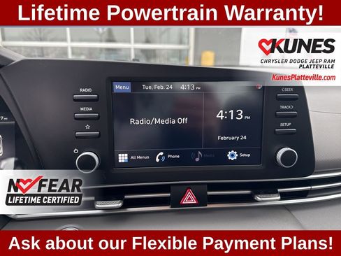 Used 2023 Hyundai Elantra SEL image 24