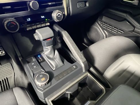 Used 2025 Toyota Tacoma TRD Sport RWD image 26