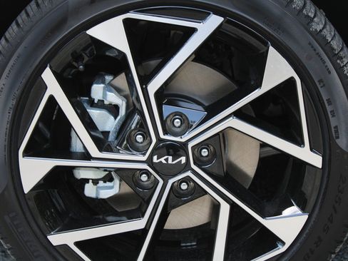 New 2026 Kia K5 EX image 17