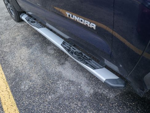 Used 2022 Toyota Tundra Limited w/ Power Package RWD image 11