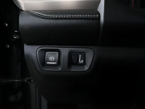 Used 2019 GMC Acadia Denali w/ Technology Package AWD/4WD image 19