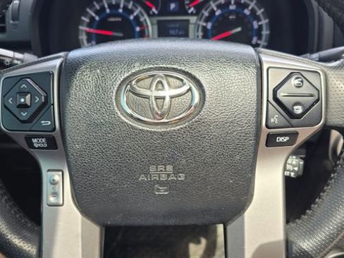 Used 2018 Toyota 4Runner SR5 image 20