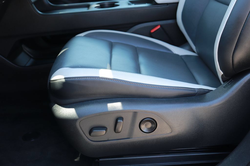 Used 2024 Honda Prologue Elite image 11