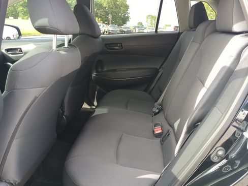 Used 2024 Toyota Corolla Cross LE FWD image 12