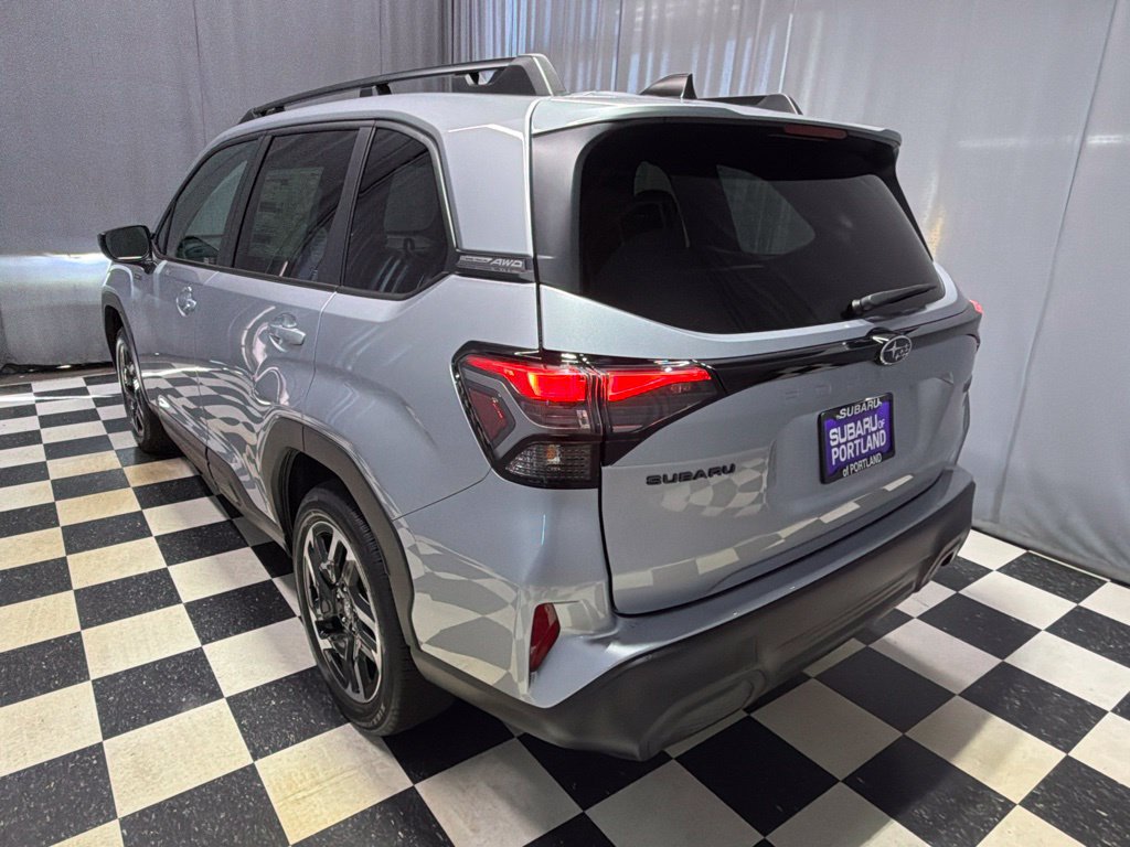 New 2026 Subaru Forester Touring AWD/4WD image 9