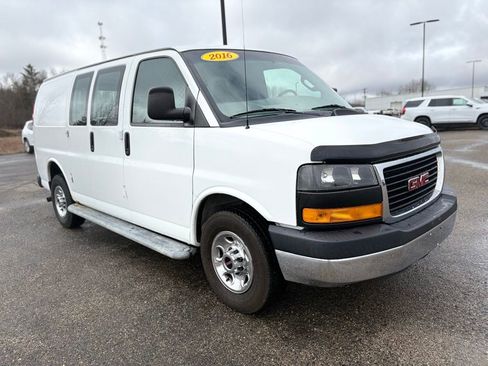 Used 2016 GMC Savana 2500 RWD image 7