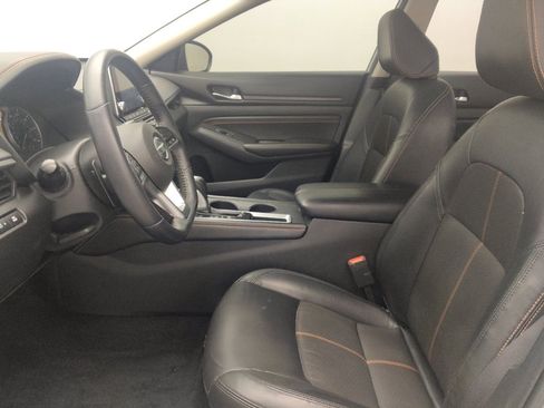 Used 2019 Nissan Altima 2.5 SR w/ SR Premium Package FWD image 17