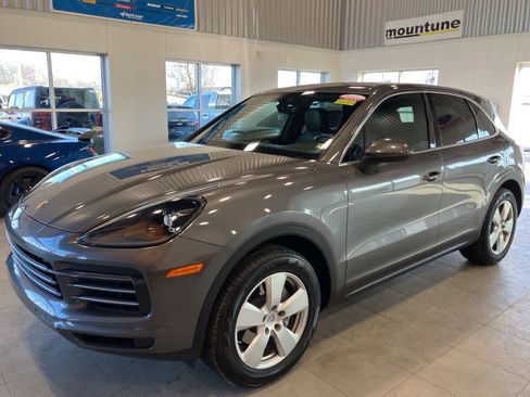 Used 2019 Porsche Cayenne image 1
