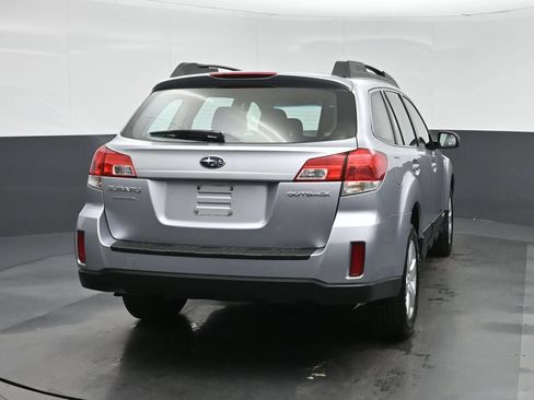 Used 2012 Subaru Outback 2.5i AWD/4WD image 6