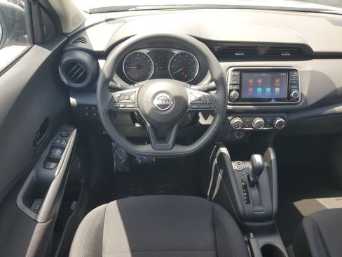 New 2025 Nissan Kicks Play S image 13
