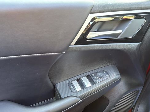 Used 2024 Mitsubishi Outlander SE image 12