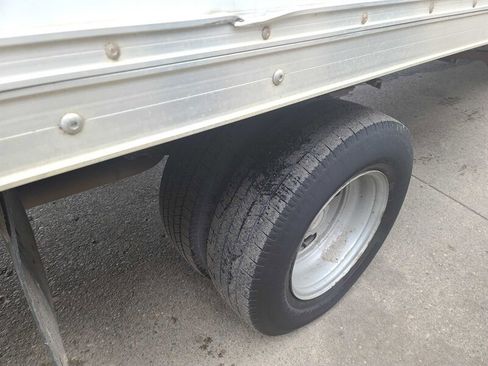 Used 2018 Chevrolet Express 4500 Extended w/ Driver Convenience Package image 44