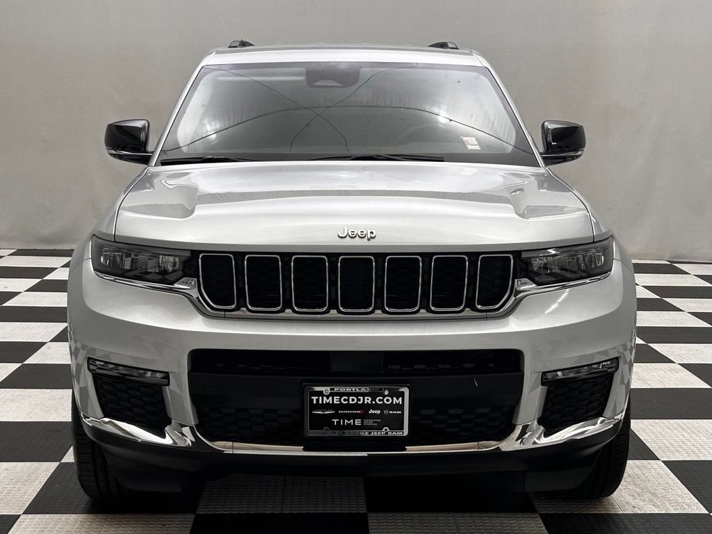 Used 2023 Jeep Grand Cherokee L Limited w/ Trailer Tow Group (B) AWD/4WD image 3