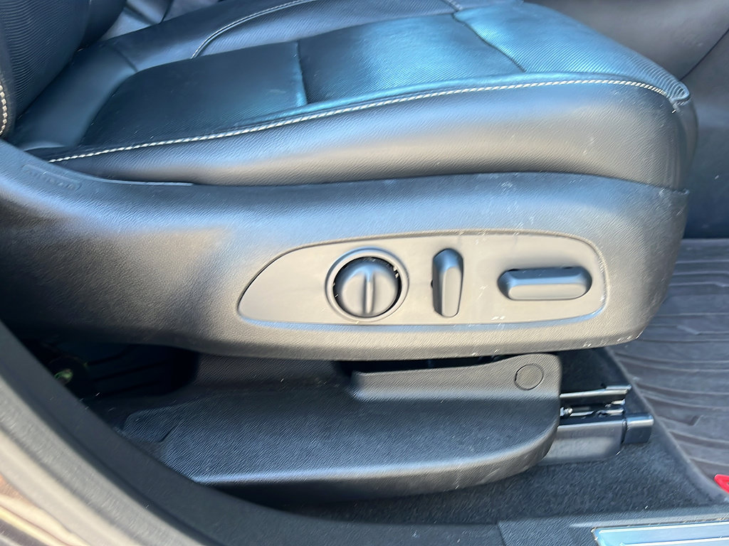Used 2018 GMC Acadia SLT FWD image 22