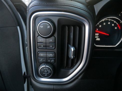 Used 2019 Chevrolet Silverado 1500 LT Trail Boss image 30