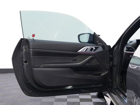 Used 2024 BMW M4 Competition w/ Executive Package image 22