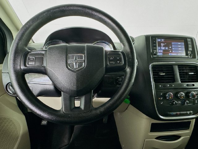 Used 2017 Dodge Grand Caravan SE w/ Power Window Group FWD image 10