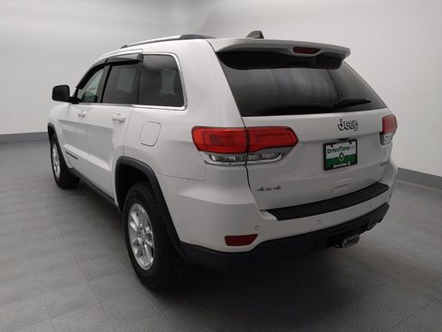 Used 2018 Jeep Grand Cherokee Laredo image 5