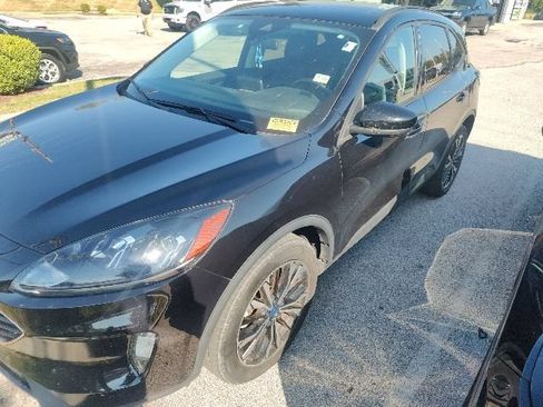 Used 2022 Ford Escape SEL w/ SEL Stealth AWD Package image 4