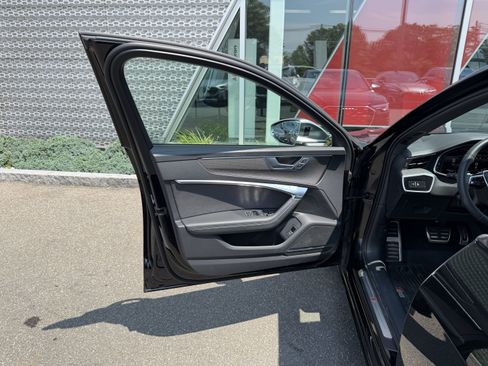 Used 2024 Audi S6 Premium Plus w/ Premium Plus Package AWD/4WD image 8