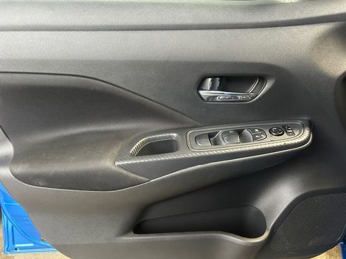 Used 2022 Nissan Versa SV image 22