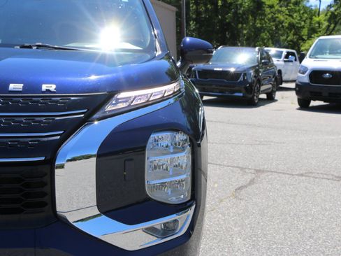 Used 2022 Mitsubishi Outlander SEL AWD/4WD image 13